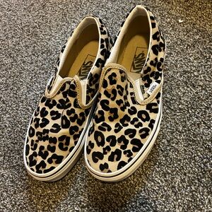Women’s vans slip ons
